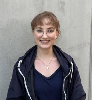 Bild zu Janine Brand